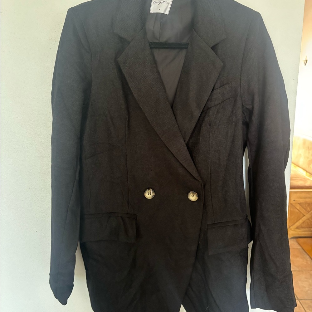 Carly Jean Los Angeles Black Double-Breasted Blazer